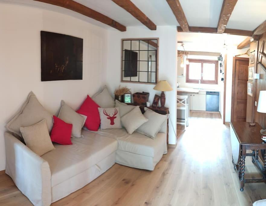 Cozy Apartment In The Heart Of The Alps 代堡 外观 照片