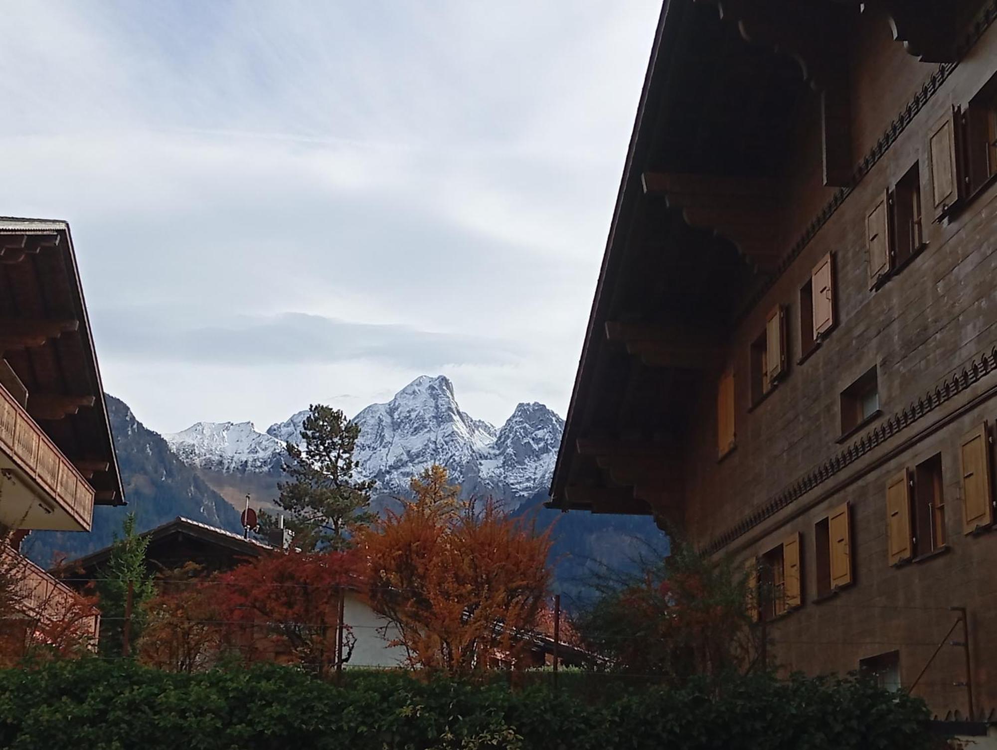 Cozy Apartment In The Heart Of The Alps 代堡 外观 照片