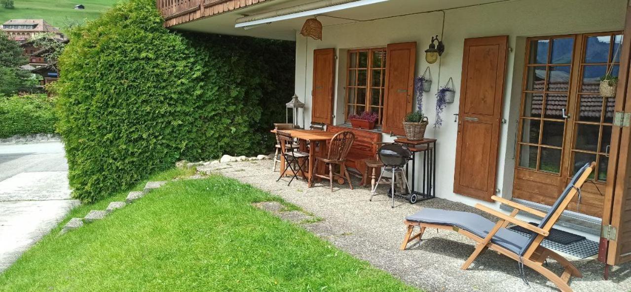 Cozy Apartment In The Heart Of The Alps 代堡 外观 照片