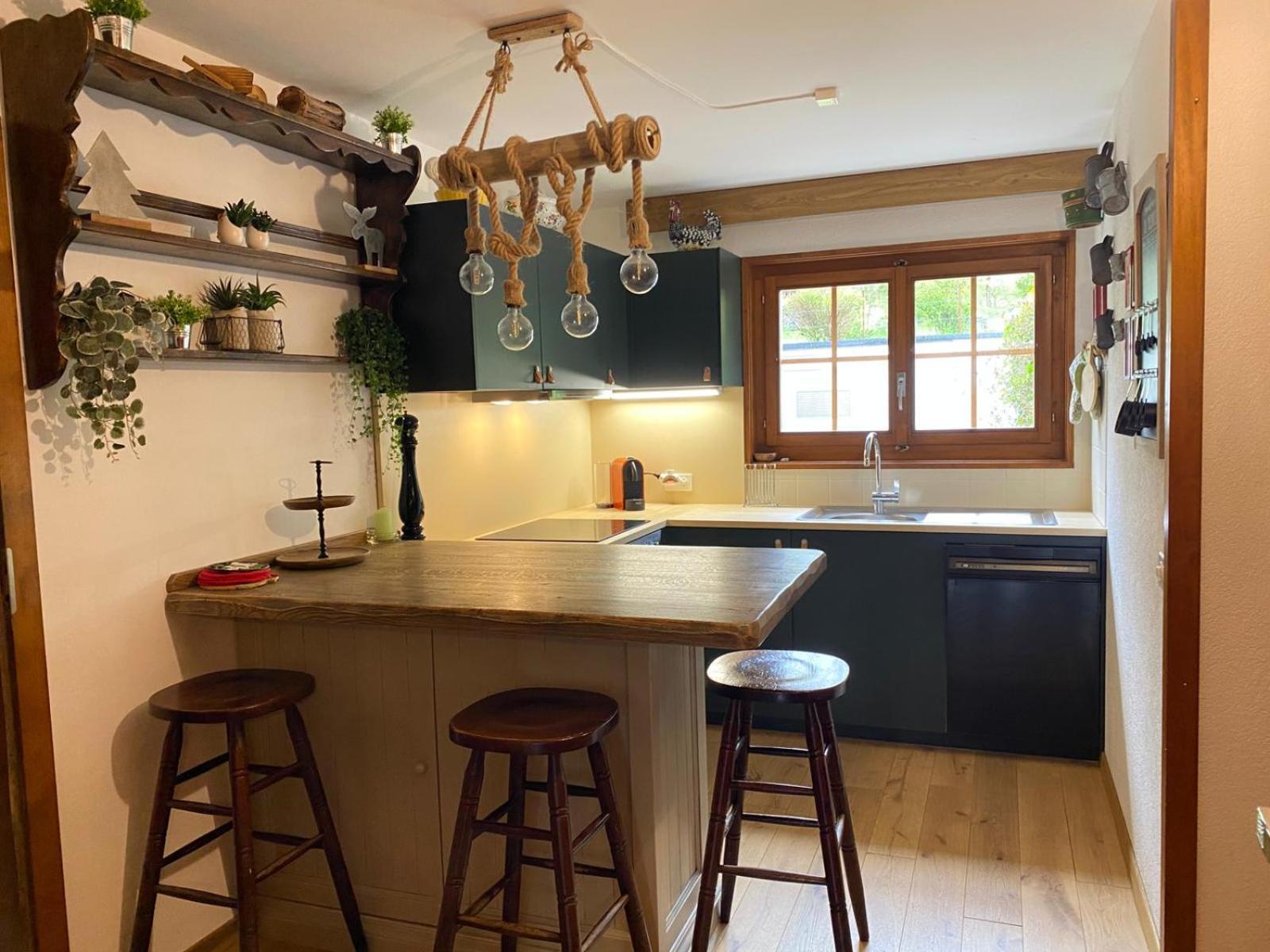 Cozy Apartment In The Heart Of The Alps 代堡 外观 照片